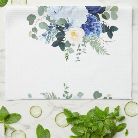 Ranunculus Anemone Hydrangea Rose Weißer Hintergru Geschirrtuch (Gefaltet)