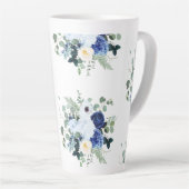 Ranunculus Anemone Hydrangea Rose Weißer Hintergru Milchtasse (Rechte Ecke)