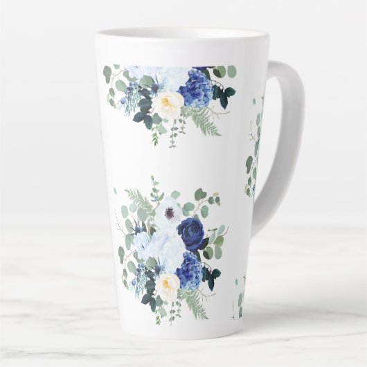 Ranunculus Anemone Hydrangea Rose Weißer Hintergru Milchtasse (Rechte Ecke)