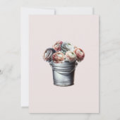 Ranunculus in Tin Pail Rustic Glam Pink Birthday Einladung (Rückseite)