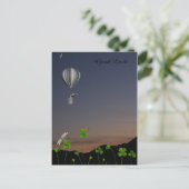 Rasen mit vierblättriges Kleeblatt - Viel Glück Postkarte (Stehend Vorderseite)