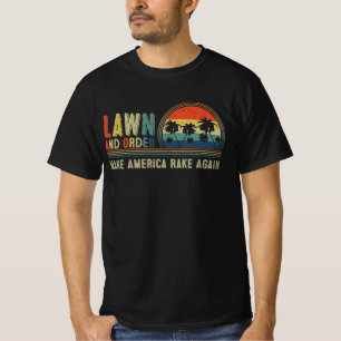 Rasen und bestellen. Amerika wieder zum Rennen bri T-Shirt