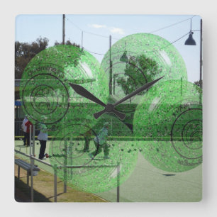 Rasenbowler, die Rasenbowls spielen, Quadratische Wanduhr