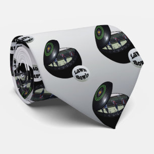 Rasenbowler in einer Rasenschale, Krawatte