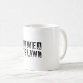 Rasenmäher mähen den Garten Kaffeetasse (VorderseiteRechts)