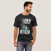 Rasenmäher Trimmer Arbeitergärtnerlandschaft T-Shirt (Vorne ganz)