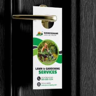 Rasenpflege Grassmähen Mulchen Gartengestaltung Türanhänger