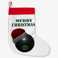 Rasenschale mit einer Weihnachtsmannmütze,