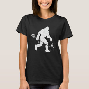 Rasentrimmer - Bigfoot Sasquatch Grass Landschaft T-Shirt