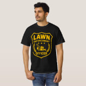 Rasenvollzugsbeamter T-Shirt (Vorne ganz)