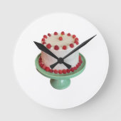 Raspberry Cake Clock Runde Wanduhr (Vorderseite)