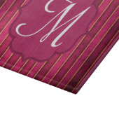 Raspberry Gold Strip Monogram Glas Cutting Board Schneidebrett (Ecke)
