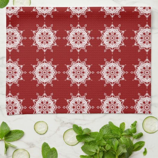 Raspberry Mandala Handtuch (Gefaltet)