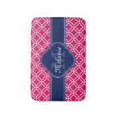 Raspberry Pink Welch marokkanische Pattern Navy Mo Badematte (Vorderseite Vertikal)