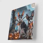 Rat Terrier Halloween Spooky Quadratische Wanduhr (Winkel)