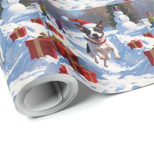 Rat Terrier läuft im Schnee mit Weihnachtshut Geschenkpapier (Rolleneckpunkt)