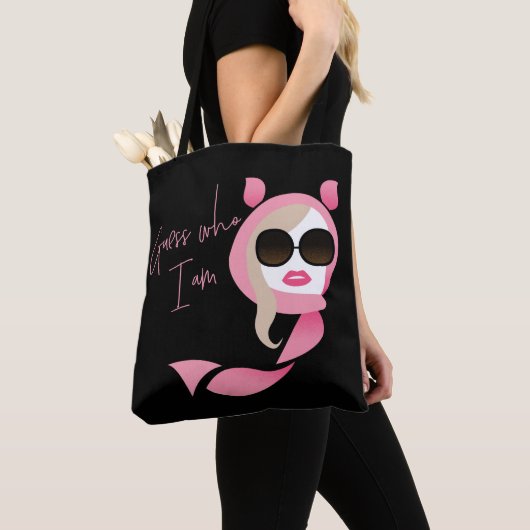 Rate mal, wer ich bin - der weiße Lotus Tasche (Von Nahem)