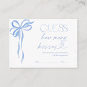 Rate wie viele Kisses Blue Bow Brautparty Game Begleitkarte (Vorderseite)