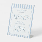 Rate, wie viele Küsse Sockelschild (Vorderseite)