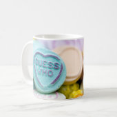 "Raten Sie, wer die Liebe Herz Süßigkeiten Tasse (Vorderseite Links)