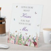 Ratet, wie viele Küsse Blumenschmetterlinge Sockelschild (In Situ)