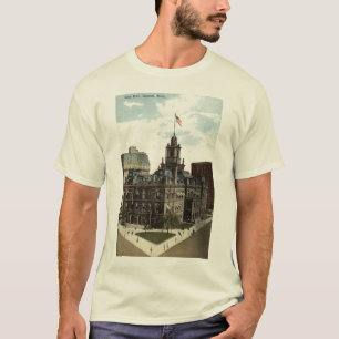 Rathaus, Detroit, Michigan 1915 vintage T-Shirt