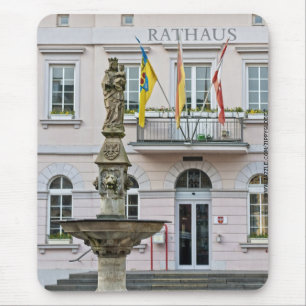 Rathaus in Remagen, Deutschland Mousepad