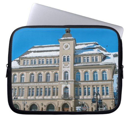 Rathaus in St. Moritz Laptopschutzhülle (Vorderseite)