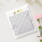 Rätsel-Fragezeichen Rätsel hellgrau Geschenktütchen (Versiegelt)