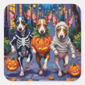 Ratten Terrier Trick-or-Treating Halloween-Kostüme Quadratischer Aufkleber (Vorderseite)