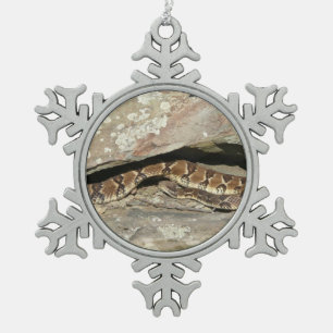 Rattlesnake im Shenandoah-Nationalpark Schneeflocken Zinn-Ornament