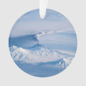 Rauch aus dem Vulkan Kliuchevskoi. Ornament (Vorderseite)