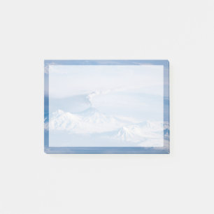 Rauch aus dem Vulkan Kliuchevskoi. Post-it Klebezettel