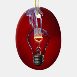 Rauch aus einer ausgebrannten Glühbirne Keramikornament