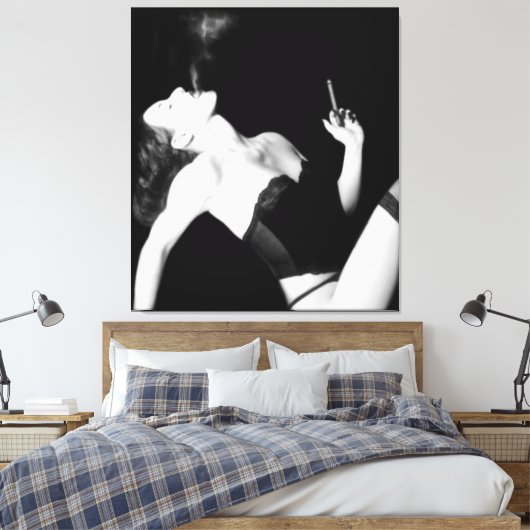 Rauch und Verführung - Selbstportrait Leinwanddruck (Insitu (Schlafzimmer))