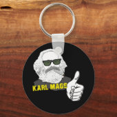 Rauchender Karl Mags mit Sonnenbrille Schlüsselanhänger (Vorderseite)