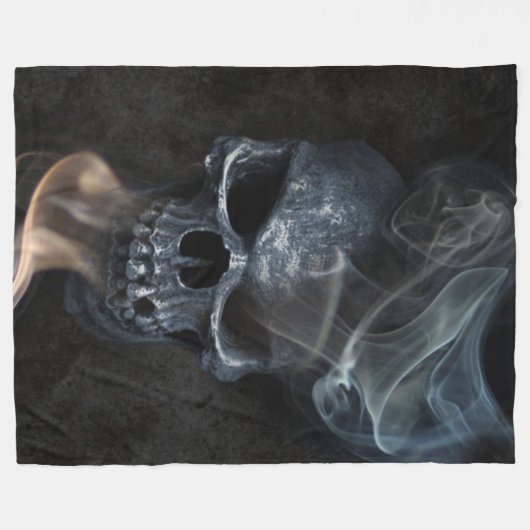 RAUCHENDER SCHÄDEL FLEECEDECKE (Vorderseite (Horizontal))