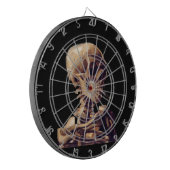 Rauchendes Skelett durch Van Gogh Dartscheibe (Vorderseite Links)