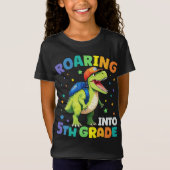 Räuchernder Dinosaurier der 5. Klasse, um zurück z T-Shirt (Vorderseite)