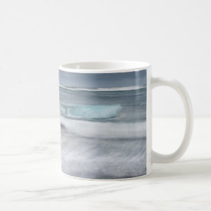 Rauhe Meereslandschaft mit Eis, Island Kaffeetasse