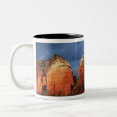 Raul auf Kaffee-Topf-Felsen-Tasse Zweifarbige Tasse (Links)