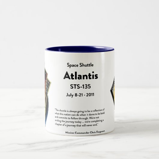 Raum-Shuttle-GedenkTasse Zweifarbige Tasse (Mittel)