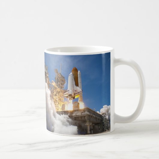 Raumfähre Atlantis, das Auftrag STS-132 startet Kaffeetasse (Rechts)