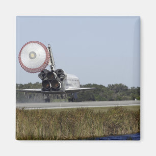 Raumfähre Atlantis unfurls seine Austragsrutsche Magnet
