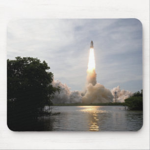 Raumfähre-Bemühung hebt 4 weg Mousepad