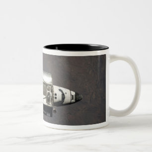 Raumfähre-Entdeckung 2 Zweifarbige Tasse
