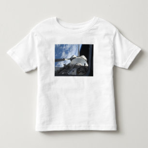 Raumfähre-Entdeckung 9 Kleinkind T-shirt