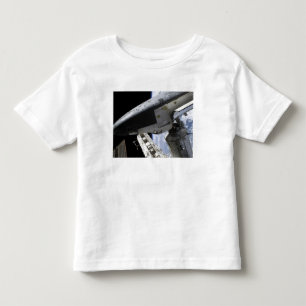 Raumfähre-Entdeckung angekoppelt Kleinkind T-shirt