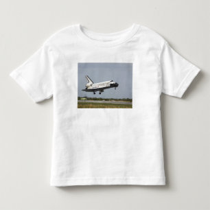Raumfähre-Entdeckung nähert sich Landung 3 Kleinkind T-shirt