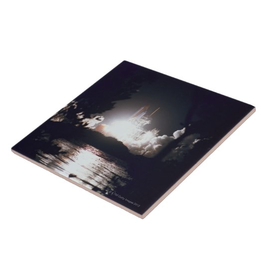 Raumfähre-Produkteinführung Fliese (Seite)